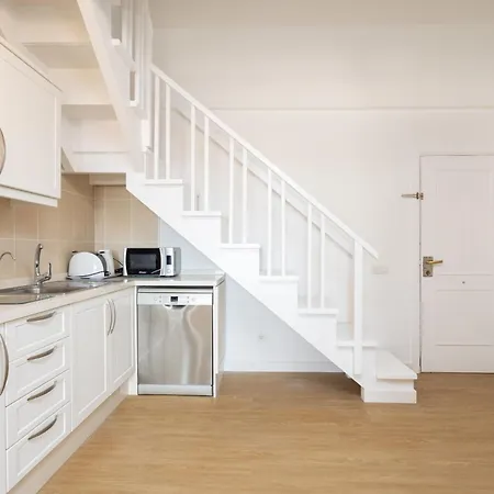 Apartment Exklusives Attic Mit Atemberaubendem Meerblick