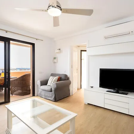 Exklusives Attic Mit Atemberaubendem Meerblick