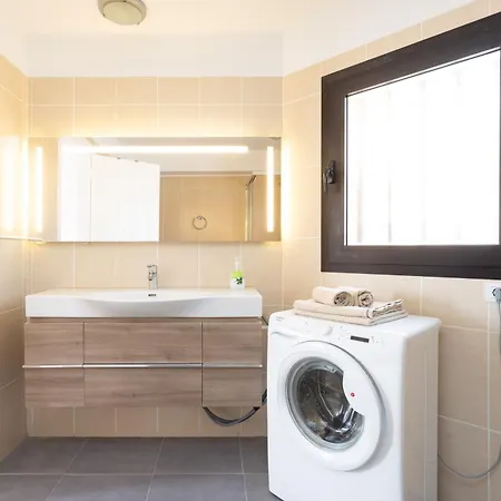 Exklusives Attic Mit Atemberaubendem Meerblick Apartment