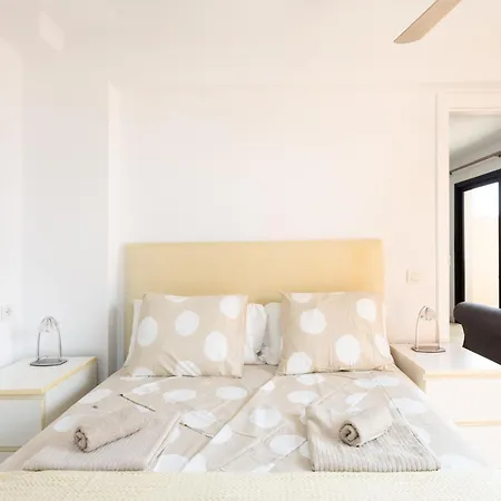Apartment Exklusives Attic Mit Atemberaubendem Meerblick